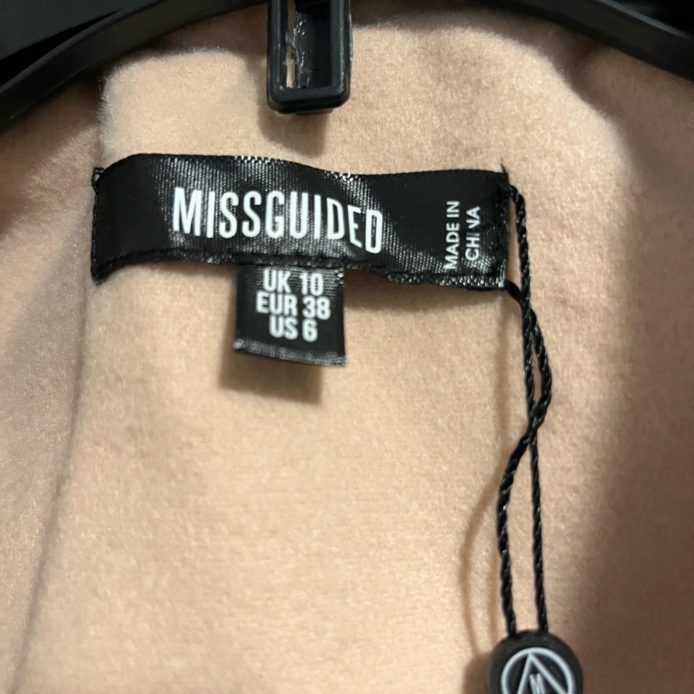 NWT Missguided Oversized Jacket for Women Tan color Size 6 - Picture 5 of 9